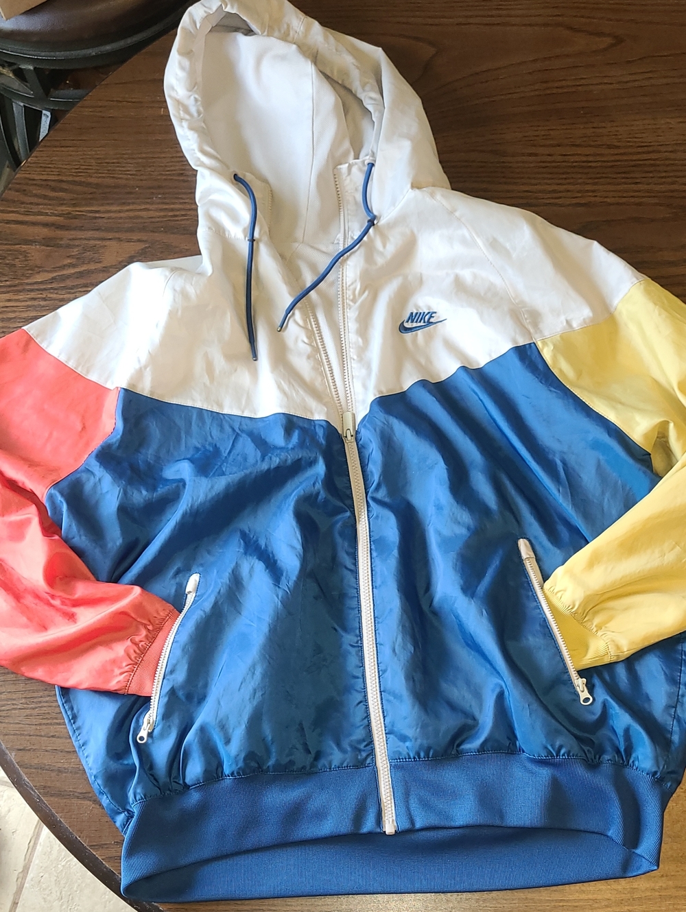 Nike Colorblock Hooded Windbreaker in White, Blue, Red, Yellow Mens Size L